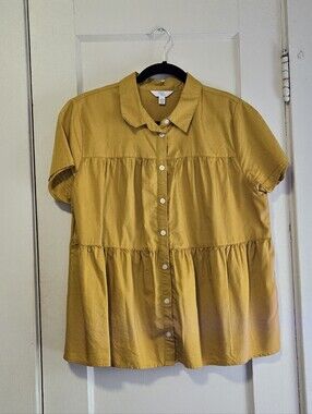 Time and Tru Mustard Short-Sleeve Button-Front Peplum Shirt